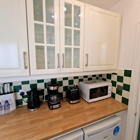 Stunning Hyde Park Home, Ground Floor Maisonette, Duplex, Near Tube Metro Stations London Eksteriør billede
