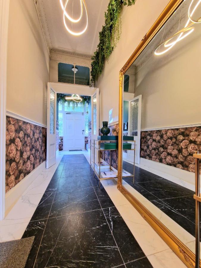 Stunning Hyde Park Home, Ground Floor Maisonette, Duplex, Near Tube Metro Stations London Eksteriør billede