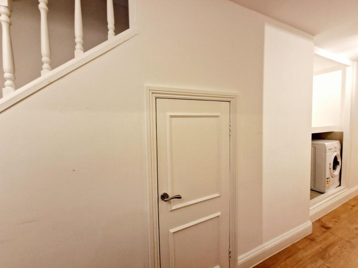 Stunning Hyde Park Home, Ground Floor Maisonette, Duplex, Near Tube Metro Stations London Eksteriør billede
