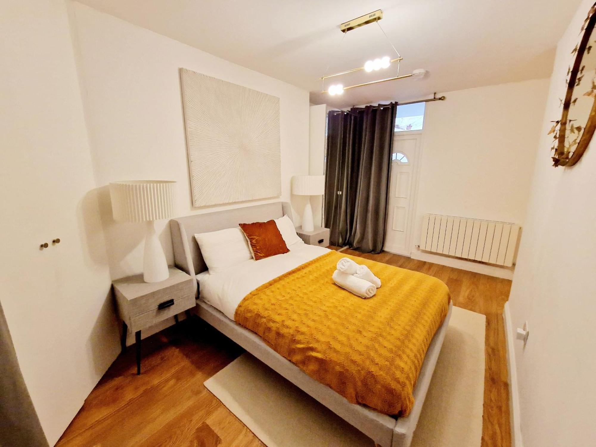 Stunning Hyde Park Home, Ground Floor Maisonette, Duplex, Near Tube Metro Stations London Eksteriør billede
