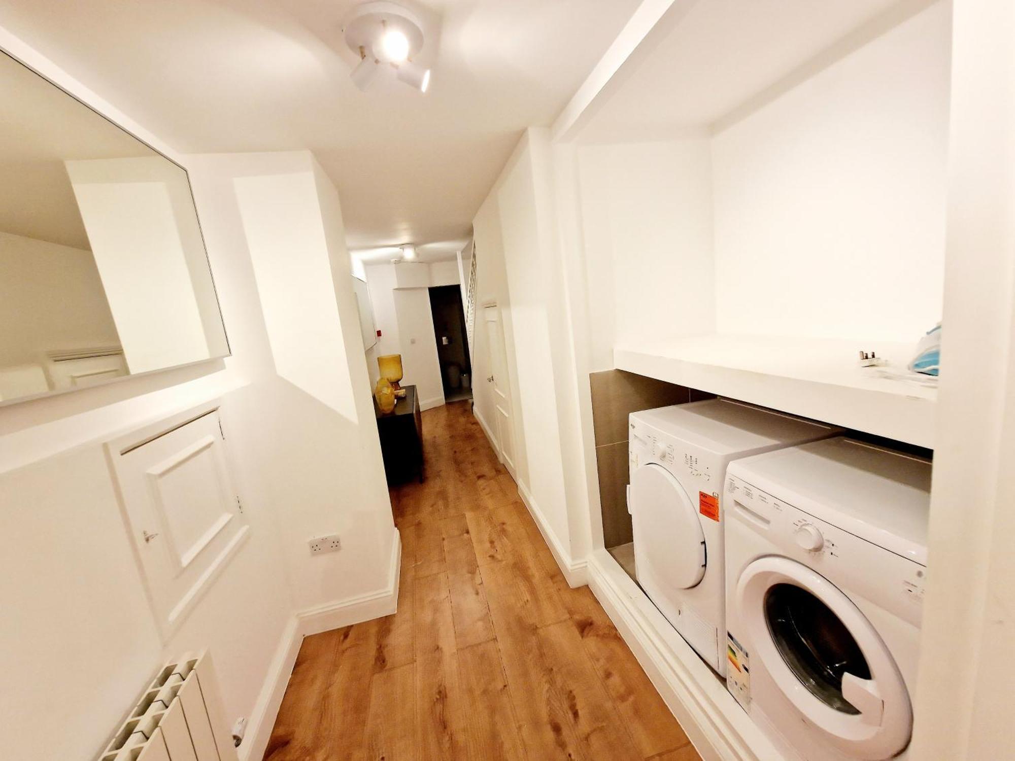 Stunning Hyde Park Home, Ground Floor Maisonette, Duplex, Near Tube Metro Stations London Eksteriør billede